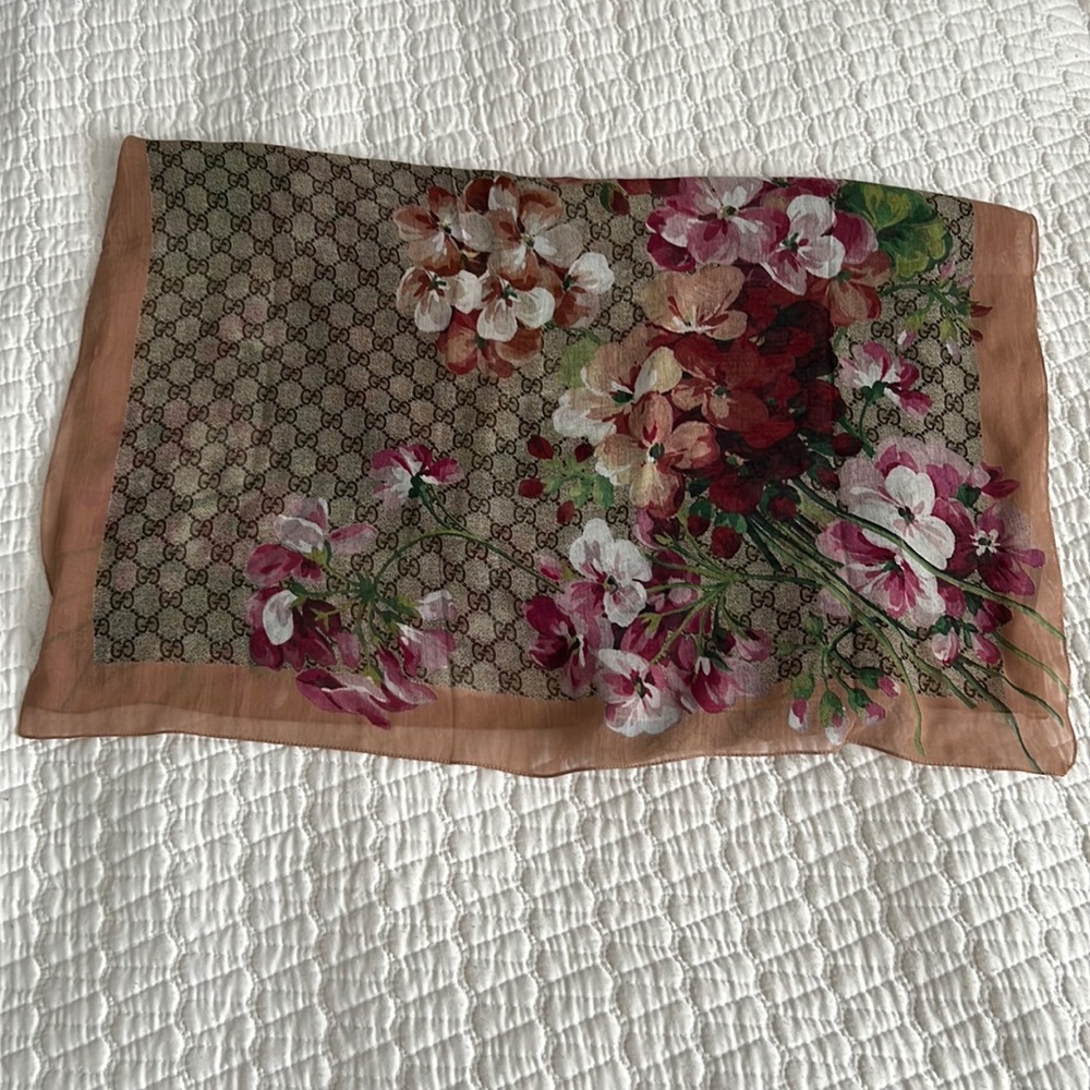 Gucci Scarf 70 by 200 cm